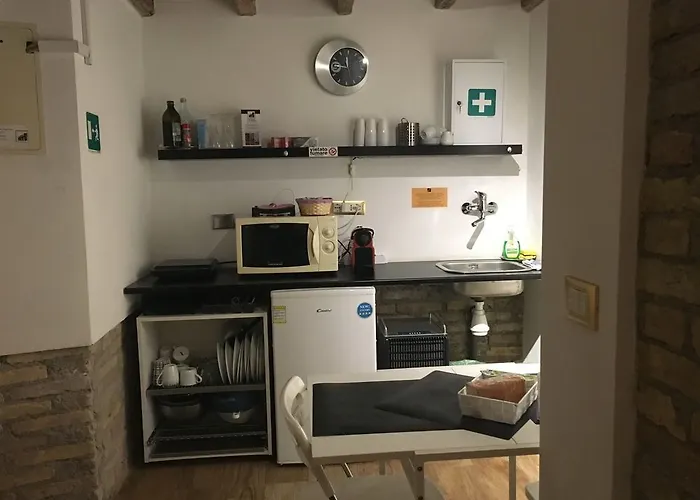 涅尔瓦住宿酒店